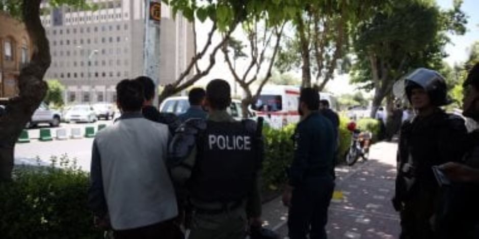 السلطات الإيرانية تعتقل 13 شخصا فى غلستان بتهم دعم إسرائيل السلطات الإيرانية تعتقل 13 شخصا فى غلستان بتهم دعم إسرائيل