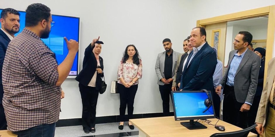 «تطوير التعليم بالوزراء» يعلن اعتماد أول 3 معامل لغات دولية ضمن مشروع أكاديميات مزاولة المهن بالخارج «تطوير التعليم بالوزراء» يعلن اعتماد أول 3 معامل لغات دولية ضمن مشروع أكاديميات مزاولة المهن بالخارج