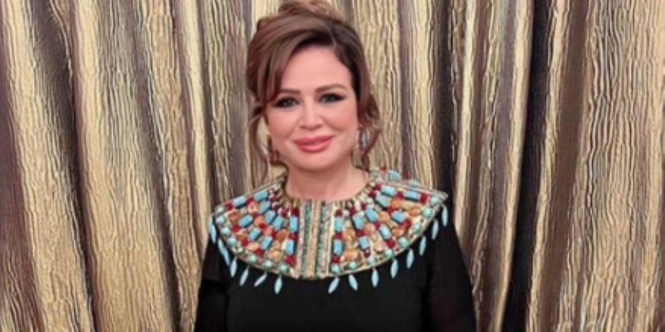 إلهام شاهين تروي لـ"كلمة أخيرة" كواليس رحلتها في العراق وإغلاق المجال الجوي إلهام شاهين تروي لـ"كلمة أخيرة" كواليس رحلتها في العراق وإغلاق المجال الجوي