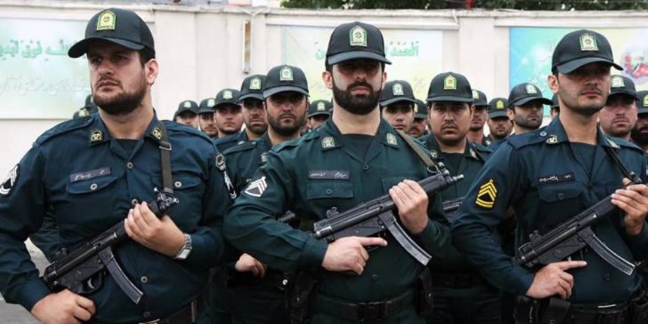اشتباكات بين الأمن وعناصر يشتبه بصلتهم بالموساد الإسرائيلي جنوبي طهران اشتباكات بين الأمن وعناصر يشتبه بصلتهم بالموساد الإسرائيلي جنوبي طهران