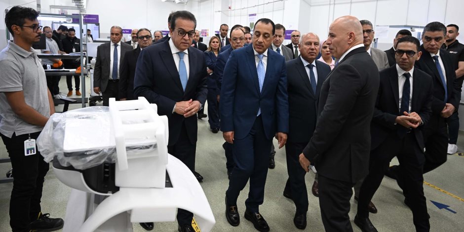 رئيس الوزراء يتفقد مشروع إنشاء أول مصنع في مصر والشرق الأوسط لإنتاج أجهزة السونار والرنين المغناطيسي بمدينة السادس من أكتوبر رئيس الوزراء يتفقد مشروع إنشاء أول مصنع في مصر والشرق الأوسط لإنتاج أجهزة السونار والرنين المغناطيسي بمدينة السادس من أكتوبر