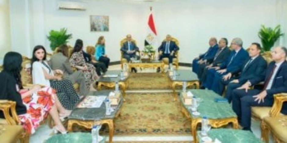 وزير الإنتاج الحربي يستقبل رئيس وزراء صربيا لبحث تعزيز التعاون المشترك