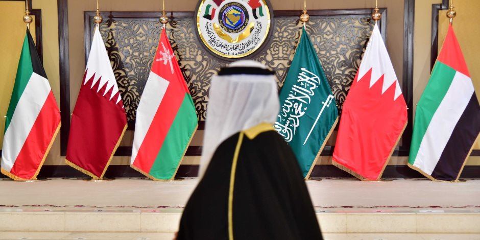 طوارئ بالخليج نتيجة الضربة الأمريكية على إيران.. السعودية والكويت: لم نرصد أى آثار إشعاعية.. والبحرين: تفعيل العمل عن بعد بنسبة 70% بالأجهزة الحكومية طوارئ بالخليج نتيجة الضربة الأمريكية على إيران.. السعودية والكويت: لم نرصد أى آثار إشعاعية.. والبحرين: تفعيل العمل عن بعد بنسبة 70% بالأجهزة الحكومية