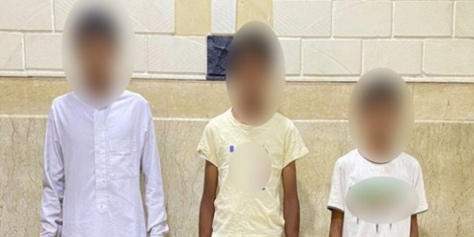 ضبط المتهمين بتسلق طائرة هيكلية في الشرقية ضبط المتهمين بتسلق طائرة هيكلية في الشرقية
