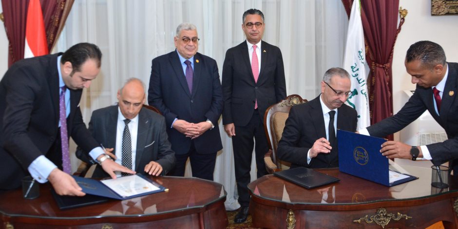 وزير التموين يشهد توقيع بروتوكول تعاون لإتاحة الاستعلام عن السجلات التجارية وزير التموين يشهد توقيع بروتوكول تعاون لإتاحة الاستعلام عن السجلات التجارية