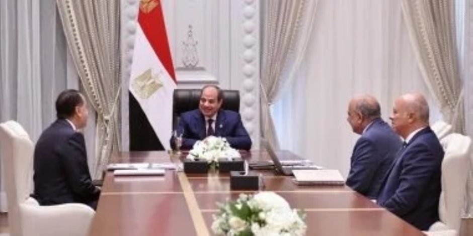 الرئيس السيسى يوجه بمُواصلة تحسين خدمات الكهرباء بجميع المحافظات الرئيس السيسى يوجه بمُواصلة تحسين خدمات الكهرباء بجميع المحافظات