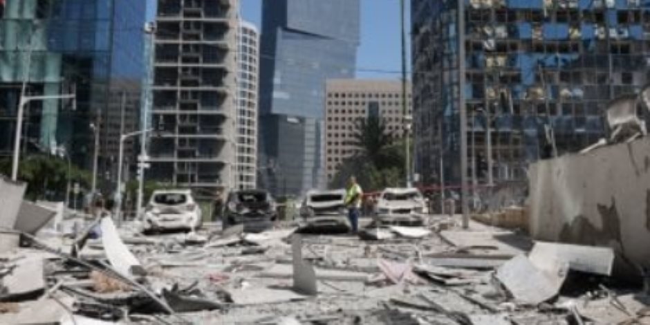 ارتفاع حصيلة قتلى صاروخ إيران الأخير إلى 11 إسرائيليا على الأقل ارتفاع حصيلة قتلى صاروخ إيران الأخير إلى 11 إسرائيليا على الأقل