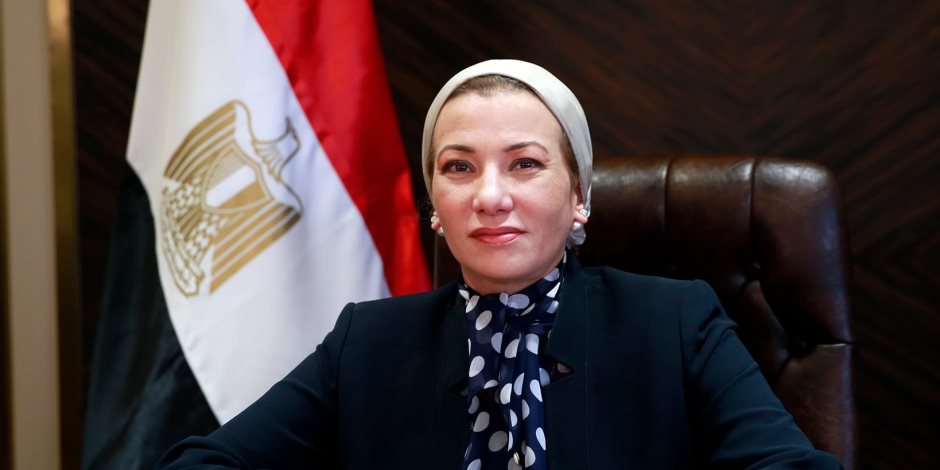 وزيرة البيئة تعلن نجاح المهمة الأولى في تنفيذ برنامج تركيب أجهزة التتبع بالأقمار الصناعية على عدد من أسماك القرش بالبحر الأحمر وزيرة البيئة تعلن نجاح المهمة الأولى في تنفيذ برنامج تركيب أجهزة التتبع بالأقمار الصناعية على عدد من أسماك القرش بالبحر الأحمر