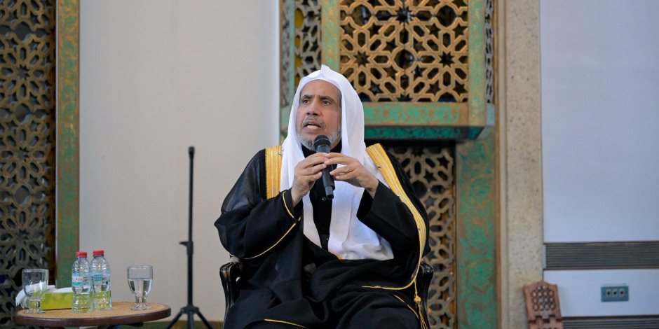 القيادات الإسلامية البريطانية تستقبل الأمين العام لرابطة العالم الإسلامي في المركز الإسلامي في العاصمة لندن القيادات الإسلامية البريطانية تستقبل الأمين العام لرابطة العالم الإسلامي في المركز الإسلامي في العاصمة لندن