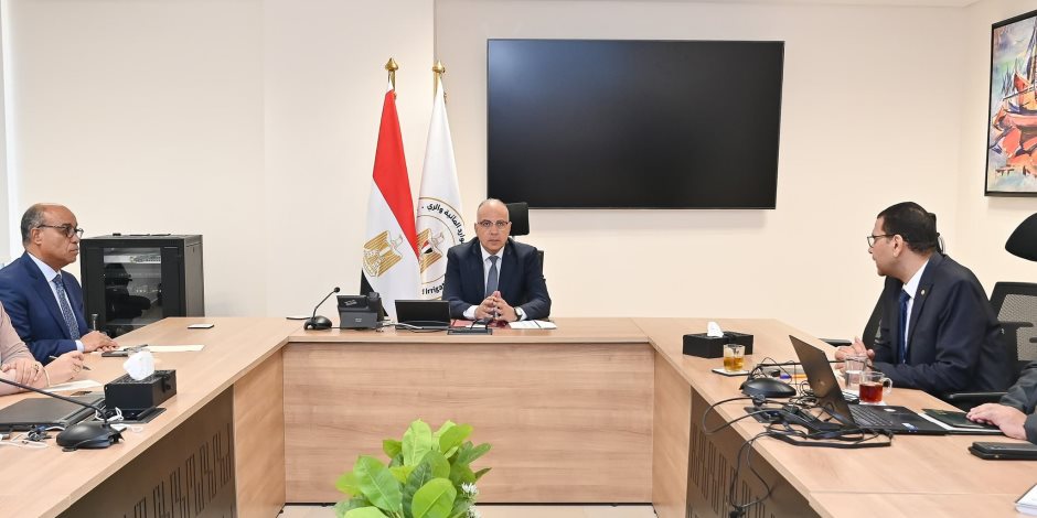 وزير الري يتابع إجراءات تأسيس متحف للري بمبنى الوزارة بالعاصمة الإدارية وزير الري يتابع إجراءات تأسيس متحف للري بمبنى الوزارة بالعاصمة الإدارية