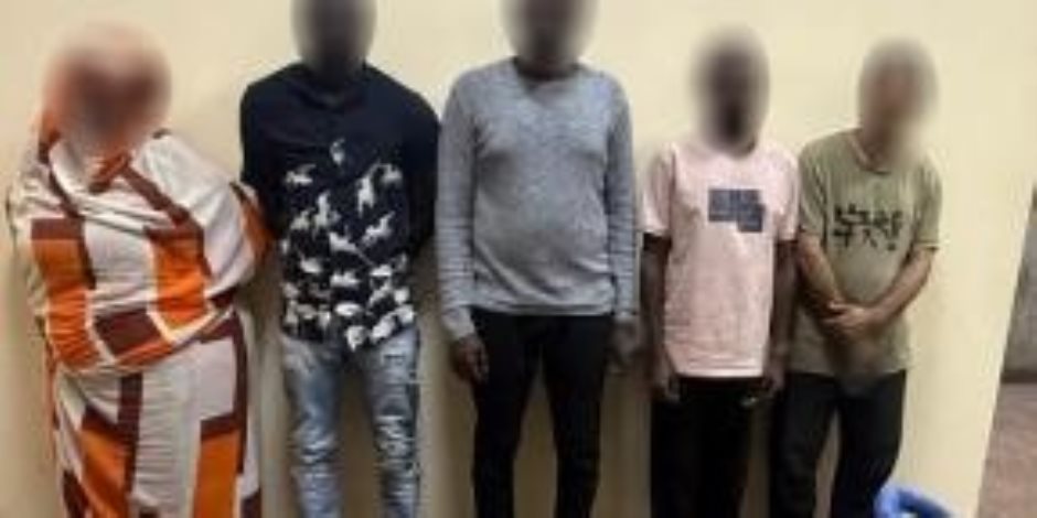 ضبط (5) أجانب لقيامهم بأعمال الحفر والتنقيب غير المشروع عن الآثار في السيدة زينب
