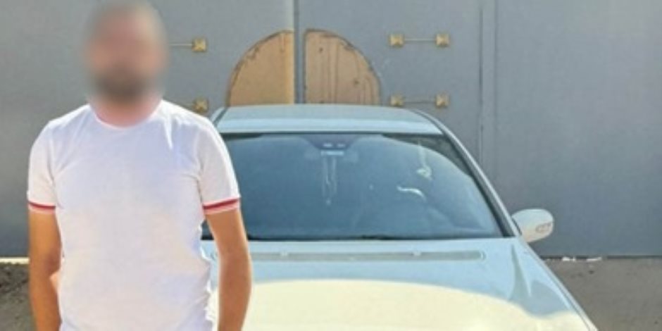كشف ملابسات فيديو تضمن قيام قائد سيارة بالاصطدام بفتاة أثناء سيرها بمدينة 6 أكتوبر بالجيزة وفراره وضبط مرتكب الواقعة كشف ملابسات فيديو تضمن قيام قائد سيارة بالاصطدام بفتاة أثناء سيرها بمدينة 6 أكتوبر بالجيزة وفراره وضبط مرتكب الواقعة