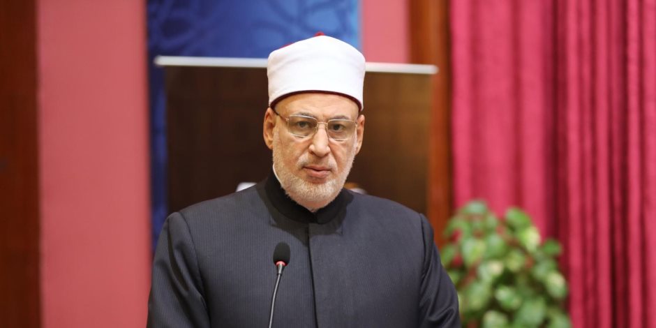 وكيل الأزهر: «المشروع الصيفي القرآني» مبادرة تعزز دور الأزهر في خدمة كتاب الله وتحفيظه للنشء في جميع أنحاء الجمهورية وكيل الأزهر: «المشروع الصيفي القرآني» مبادرة تعزز دور الأزهر في خدمة كتاب الله وتحفيظه للنشء في جميع أنحاء الجمهورية