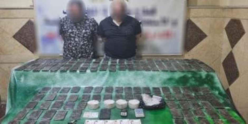 ضبط عناصر بؤر إجرامية شديدة الخطورة من متجري المواد المخدرة بعددا من المحافظات ضبط عناصر بؤر إجرامية شديدة الخطورة من متجري المواد المخدرة بعددا من المحافظات