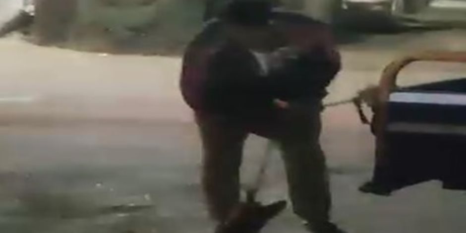 ضبط المتهم بربط كلب بتروسيكل وسحله في المنوفية ضبط المتهم بربط كلب بتروسيكل وسحله في المنوفية