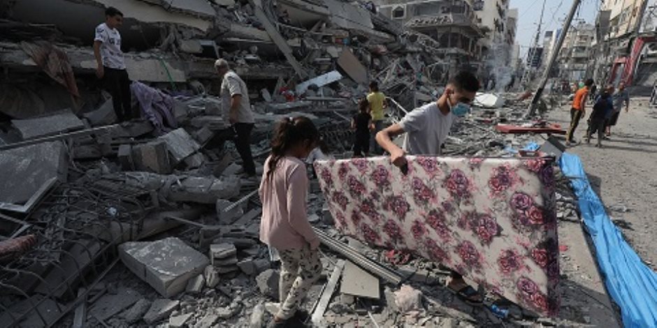 استشهاد 16 فلسطينيا إثر قصف الاحتلال الإسرائيلى على مناطق فى قطاع غزة..وقصف 4 منازل بالضفة الغربية استشهاد 16 فلسطينيا إثر قصف الاحتلال الإسرائيلى على مناطق فى قطاع غزة..وقصف 4 منازل بالضفة الغربية