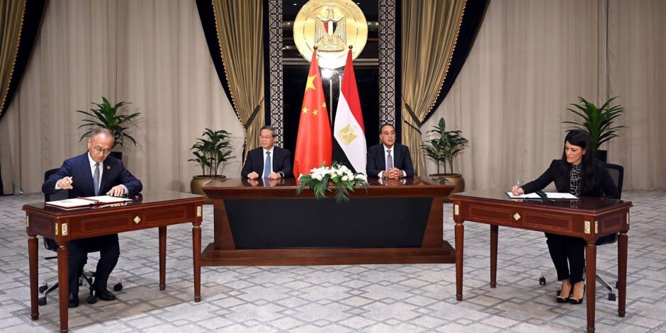 «المشاط» توقع مذكرة تفاهم أول استراتيجية تعاون إنمائي بين مصر والصين 2025-2029 «المشاط» توقع مذكرة تفاهم أول استراتيجية تعاون إنمائي بين مصر والصين 2025-2029