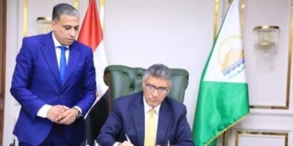 محافظ الجيزة يعتمد مواعيد امتحانات الدور الثانى محافظ الجيزة يعتمد مواعيد امتحانات الدور الثانى
