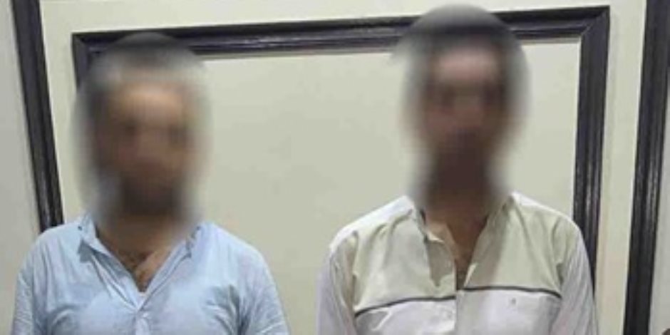 ضبط المتهمين بالتعدي على 3 سيدات بالضرب في الدقهلية (فيديو) ضبط المتهمين بالتعدي على 3 سيدات بالضرب في الدقهلية (فيديو)