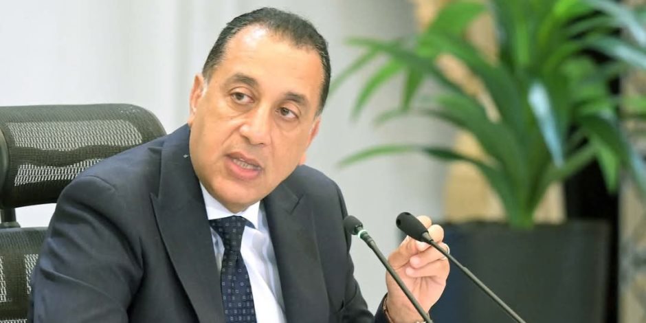 رئيس الوزراء يستأنف جولاته بالمحافظات بتفقد عدد من المشروعات التنموية والخدمية بالإسكندرية رئيس الوزراء يستأنف جولاته بالمحافظات بتفقد عدد من المشروعات التنموية والخدمية بالإسكندرية