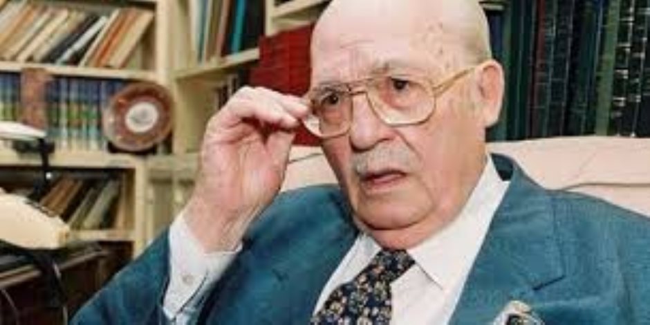 صاحب "شىء من الخوف".. 98 عاما على ميلاد ثروت أباظة صاحب "شىء من الخوف".. 98 عاما على ميلاد ثروت أباظة