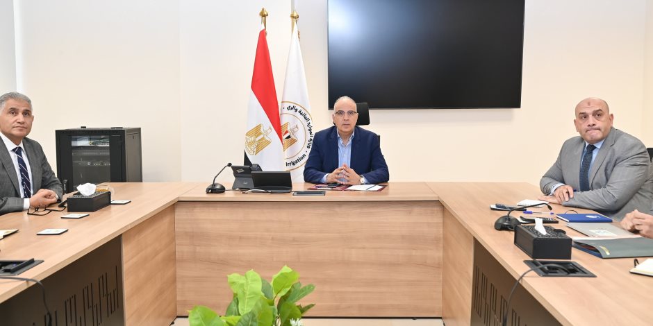 وزير الري يتابع موقف "مشروع إدارة مياه دلتا النيل" والإعداد لإطلاق المرحلة الثانية من المشروع وزير الري يتابع موقف "مشروع إدارة مياه دلتا النيل" والإعداد لإطلاق المرحلة الثانية من المشروع