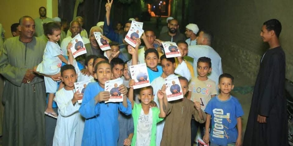 مرشحو حزب العدل يواصلون جولاتهم الانتخابية وسط تفاعل شعبي واسع مرشحو حزب العدل يواصلون جولاتهم الانتخابية وسط تفاعل شعبي واسع