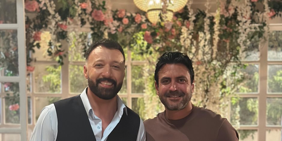 معتز حسين مذيع بدرجة رجل أعمال في مسلسل اتنين قهوة معتز حسين مذيع بدرجة رجل أعمال في مسلسل اتنين قهوة