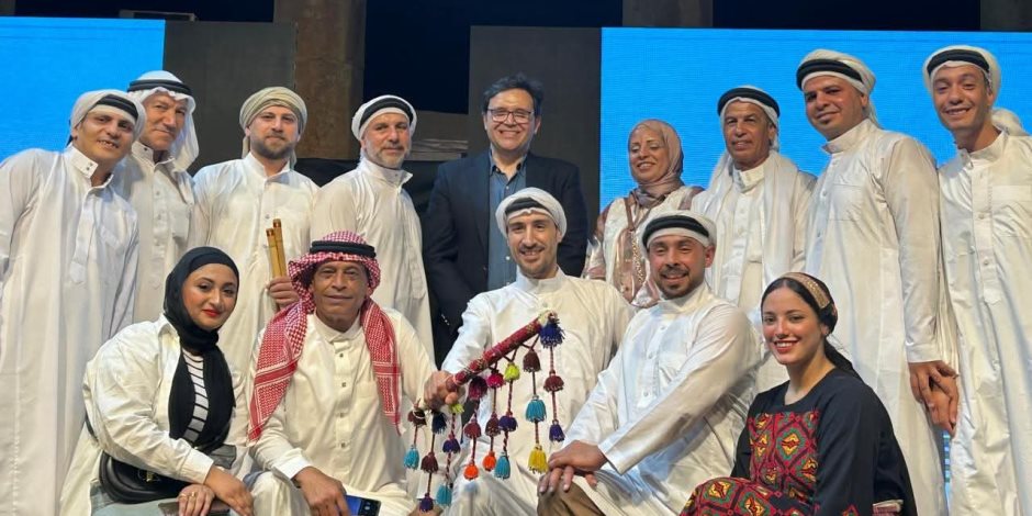 الفن السيناوي يضيء ليالي مهرجان جرش. .فرقة العريش للفنون الشعبية تتألق وتبهر الأردنيين بتراث سيناء (صور) الفن السيناوي يضيء ليالي مهرجان جرش. .فرقة العريش للفنون الشعبية تتألق وتبهر الأردنيين بتراث سيناء (صور)