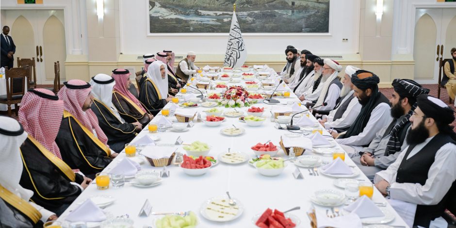 د. العيسى يُطلق المجموعة الأولى من المصاحف المُرتّلة لرابطة العالم الإسلامي د. العيسى يُطلق المجموعة الأولى من المصاحف المُرتّلة لرابطة العالم الإسلامي