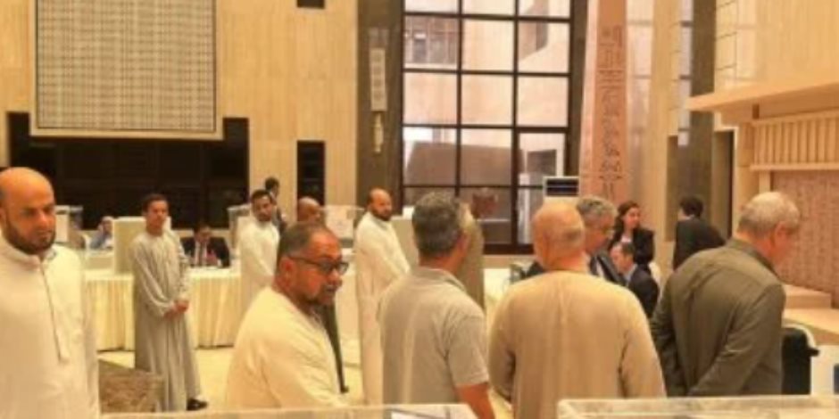 الكويت وسوريا وقطر والبحرين والسعودية يغلقون التصويت في اليوم الأول بانتخابات الشيوخ الكويت وسوريا وقطر والبحرين والسعودية يغلقون التصويت في اليوم الأول بانتخابات الشيوخ