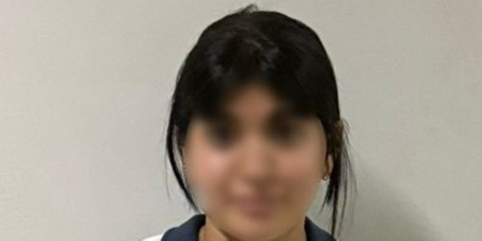 ضبط صانعة محتوى لنشرها مقاطع فيديو خادشه للحياء