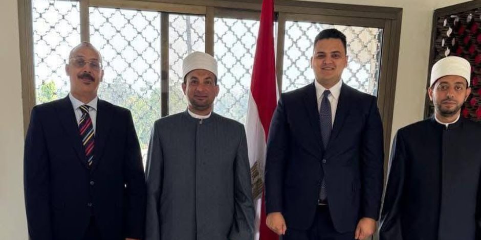 لليوم الثاني.. توافد المصريين في بوروندي للإدلاء بأصواتهم في انتخابات «الشيوخ» لليوم الثاني.. توافد المصريين في بوروندي للإدلاء بأصواتهم في انتخابات «الشيوخ»