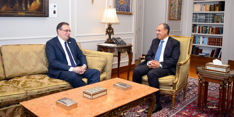وزير الخارجية والهجرة يبحث مع رئيس الجهاز المركزي للتنظيم والإدارة سبل تعزيز التعاون في مجالي التدريب والإصلاح الإداري وزير الخارجية والهجرة يبحث مع رئيس الجهاز المركزي للتنظيم والإدارة سبل تعزيز التعاون في مجالي التدريب والإصلاح الإداري