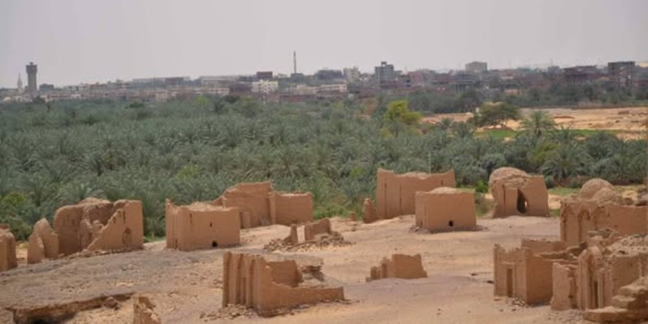 معبد هيبيس وجبانات البجوات.. أبرز آثار الواحات بعد اكتشاف مدينة قبطية معبد هيبيس وجبانات البجوات.. أبرز آثار الواحات بعد اكتشاف مدينة قبطية
