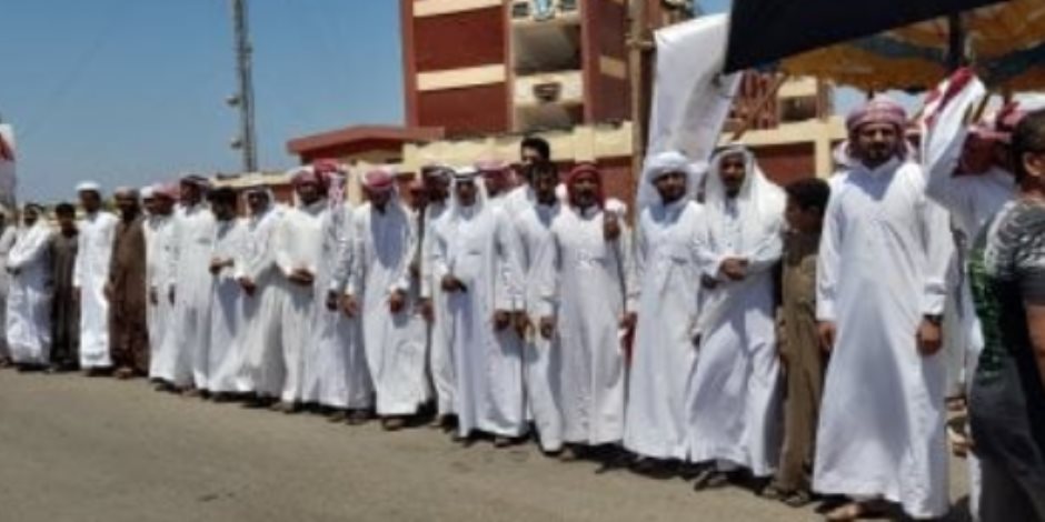 توافد مشايخ وأهالى طور سيناء على اللجان الانتخابية لمجلس الشيوخ 2025