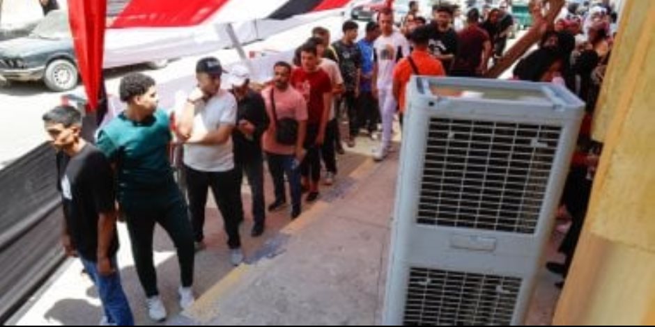 فى انتخابات الشيوخ .. تكييف صحراوى ومياه باردة من الأهلى للناخبين للتغلب على الموجة الحارة بالشيخ زايد 