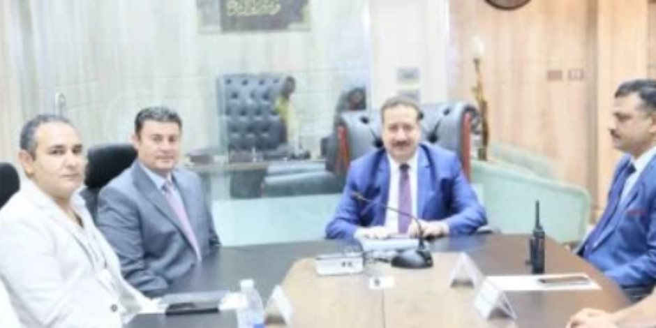 محافظ المنوفية يتابع انتخابات الشيوخ من مركز سيطرة الشبكة الوطنية للطوارئ