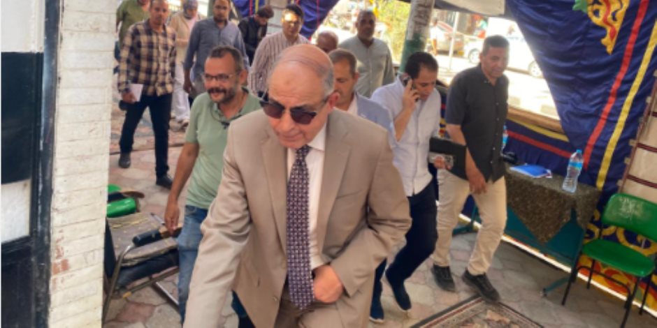 محافظ المنيا يتفقد لجان انتخابات الشيوخ بمدرسة الشهيد وحيد حبشى.. صور