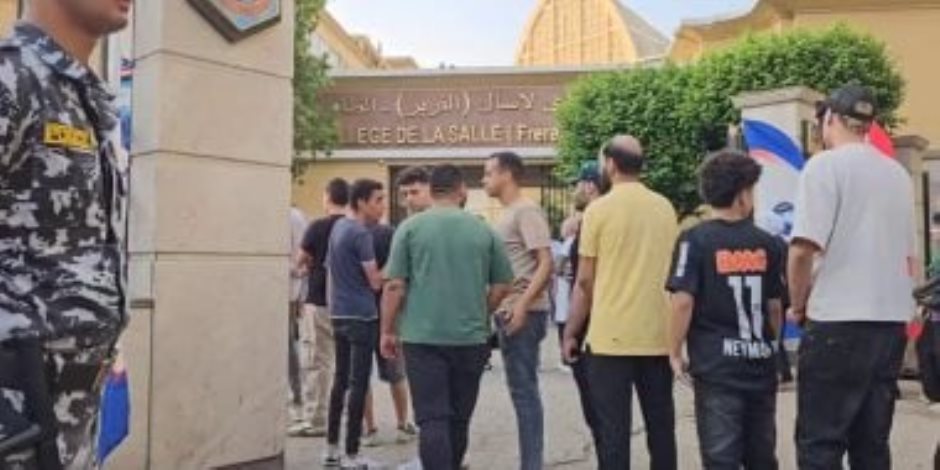 فى قصر النيل والظاهر .. بدء توافد المواطنين على اللجان للتصويت فى انتخابات الشيوخ