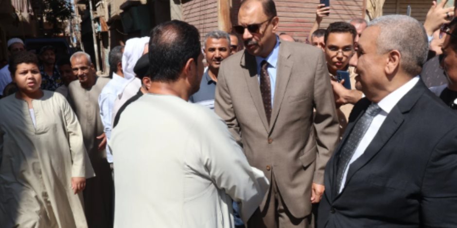 محافظ سوهاج يتفقد لجنة ساحل طهطا بانتخابات مجلس الشيوخ