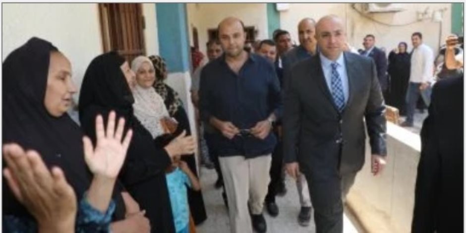 محافظ بنى سويف يتفقد عددا من اللجان ثانى أيام انتخابات مجلس الشيوخ محافظ بنى سويف يتفقد عددا من اللجان ثانى أيام انتخابات مجلس الشيوخ