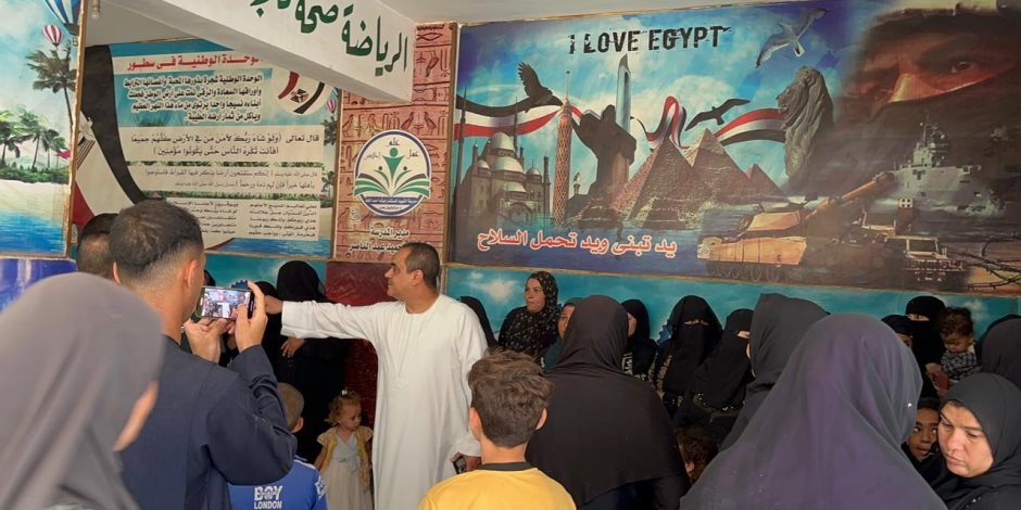 السيدات يتصدرن المشهد الانتخابي بلجان دار السلام في سوهاج.. صور السيدات يتصدرن المشهد الانتخابي بلجان دار السلام في سوهاج.. صور