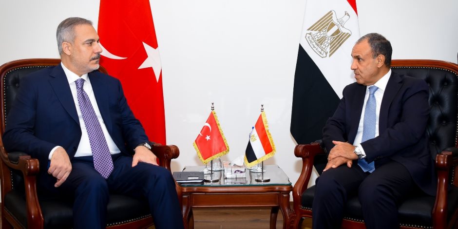بحضور وزراء الخارجية.. مباحثات مصرية تركية موسعة فى العلمين بحضور وزراء الخارجية.. مباحثات مصرية تركية موسعة فى العلمين