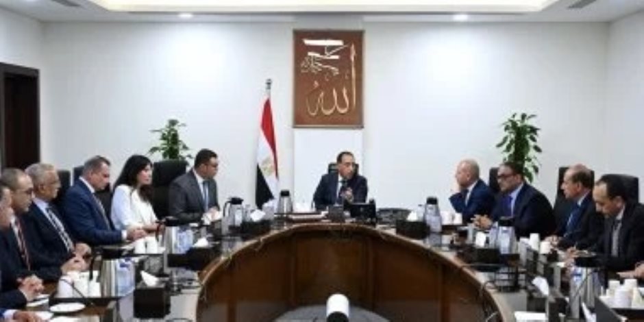 مدبولى: نستهدف الحفاظ على الطابع المعماري والعمراني لوسط البلد والقاهرة الخديوية مدبولى: نستهدف الحفاظ على الطابع المعماري والعمراني لوسط البلد والقاهرة الخديوية
