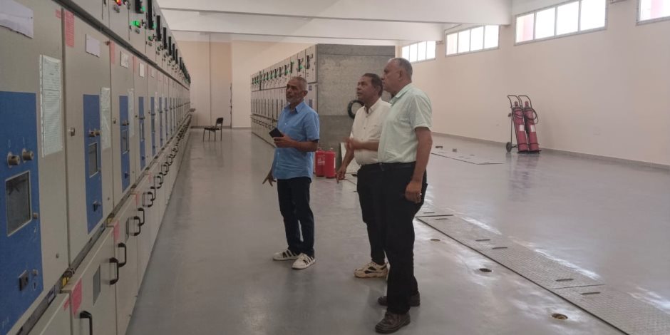 وزير الإسكان يعلن الانتهاء من تنفيذ مشروع ربط التغذية الكهربائية للحى الرابع على محطة 3 بمدينة بدر وزير الإسكان يعلن الانتهاء من تنفيذ مشروع ربط التغذية الكهربائية للحى الرابع على محطة 3 بمدينة بدر