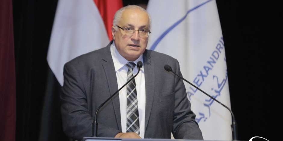 سامح فوزي يدعو إلى إعداد الشباب والنشء لعالم الذكاء الاصطناعي