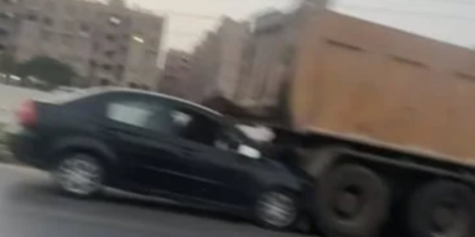 النيابة تطالب بتفريغ الكاميرات فى واقعة مطاردة سيارة فتيات بطريق الواحات