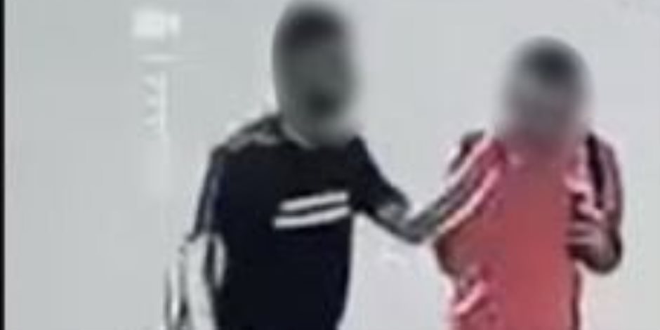 الداخلية تضبط المتهم بسرقة هواتف المواطنين بأسلوب الخطف والتهديد بالسلاح بالمطرية