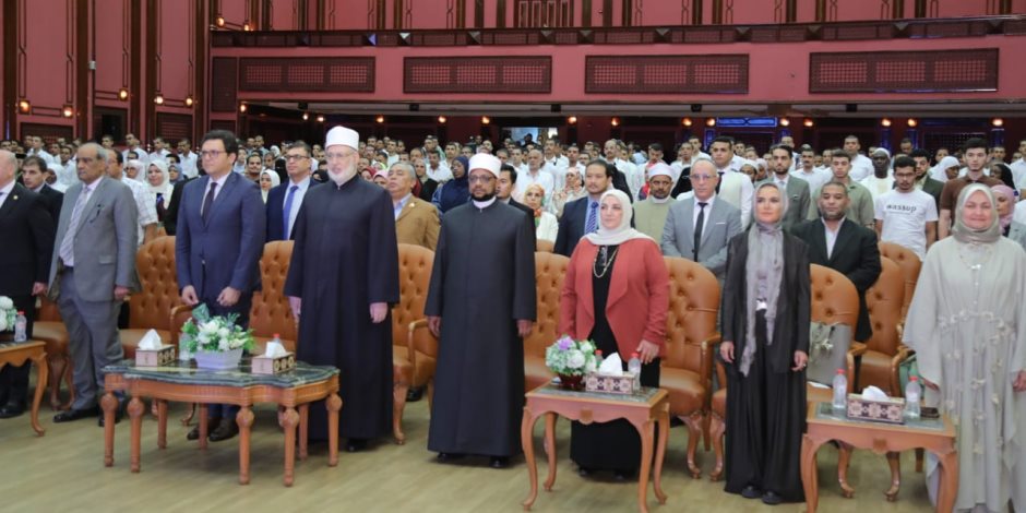 بحضور وكيل الأزهر ووزير الثقافة.. انطلاق حفل تكريم الفائزين في مسابقة (ثقافة بلادي 2)
